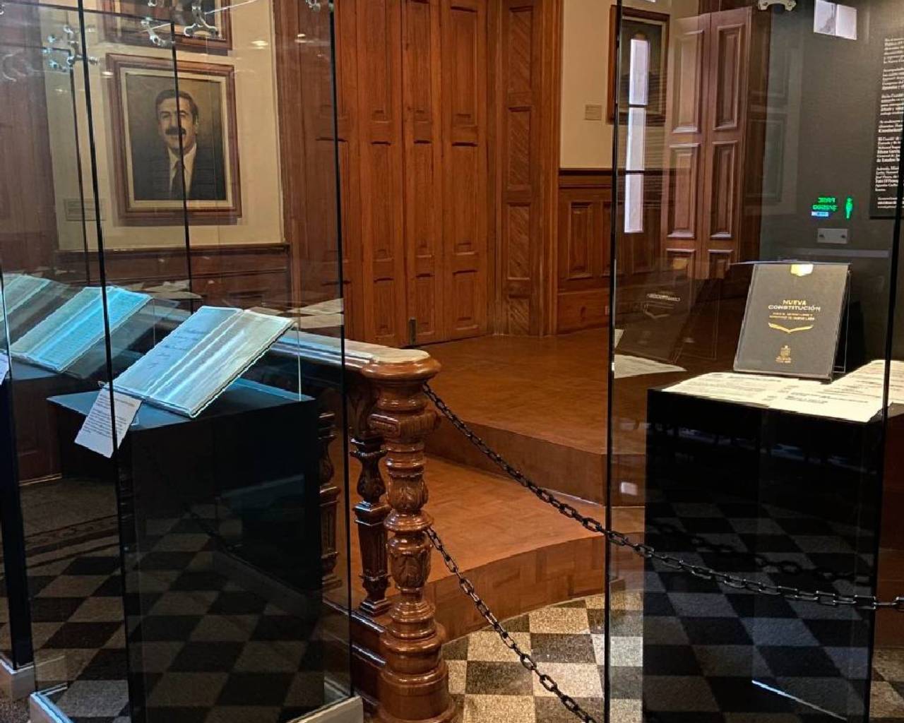 Exposición: Las Constituciones Políticas del Estado Libre y Soberano de Nuevo León