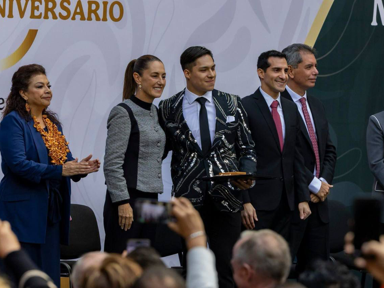 Reciben tres neoleoneses Premio Nacional del Deporte