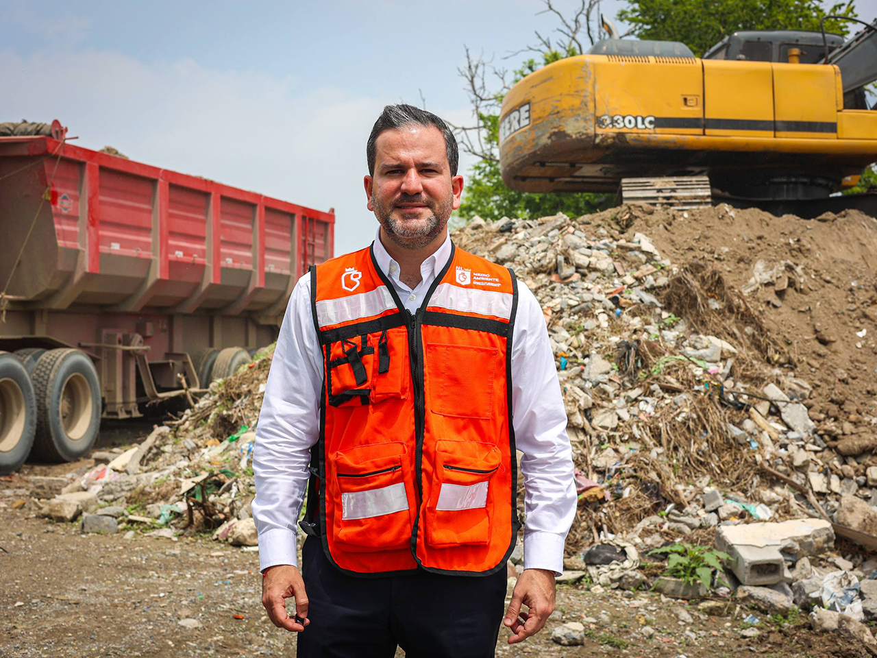 Secretaría de Medio Ambiente hace un llamado a la disposición responsable de los escombros