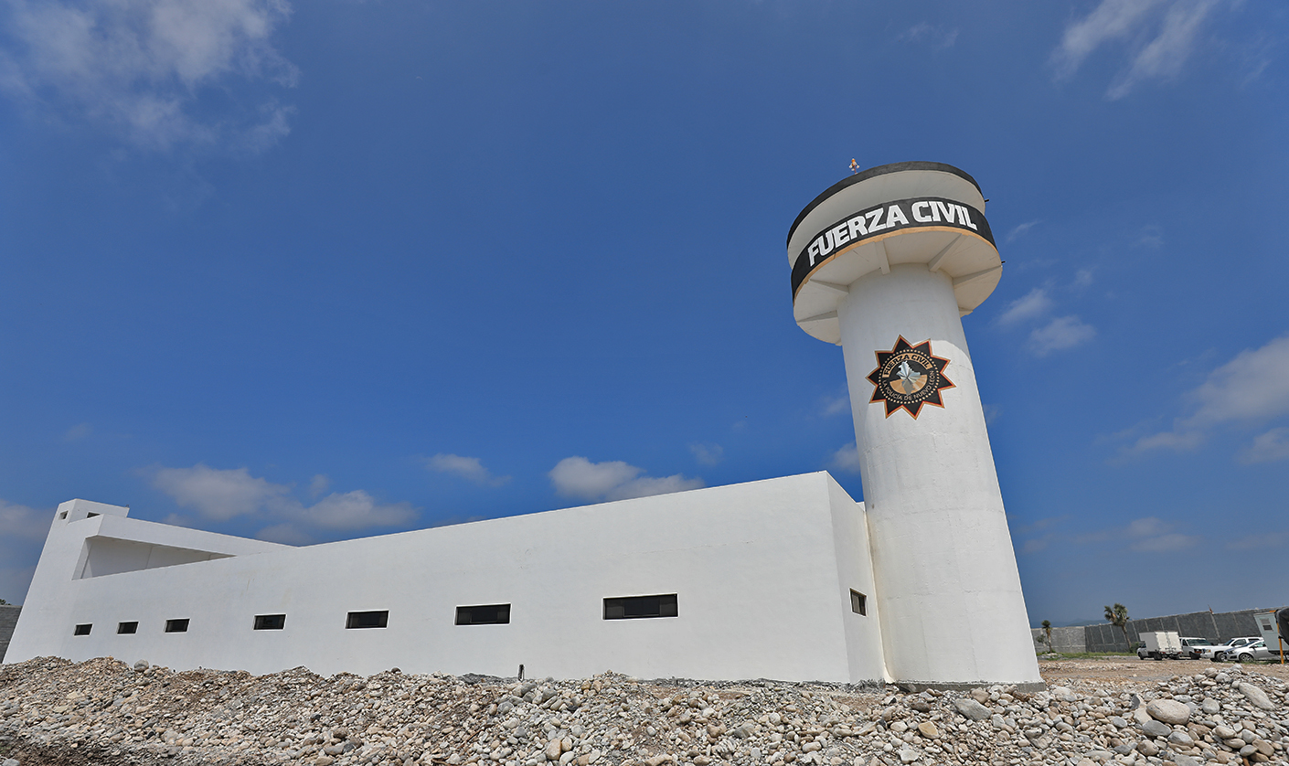 Adquisición de mobiliario y equipo