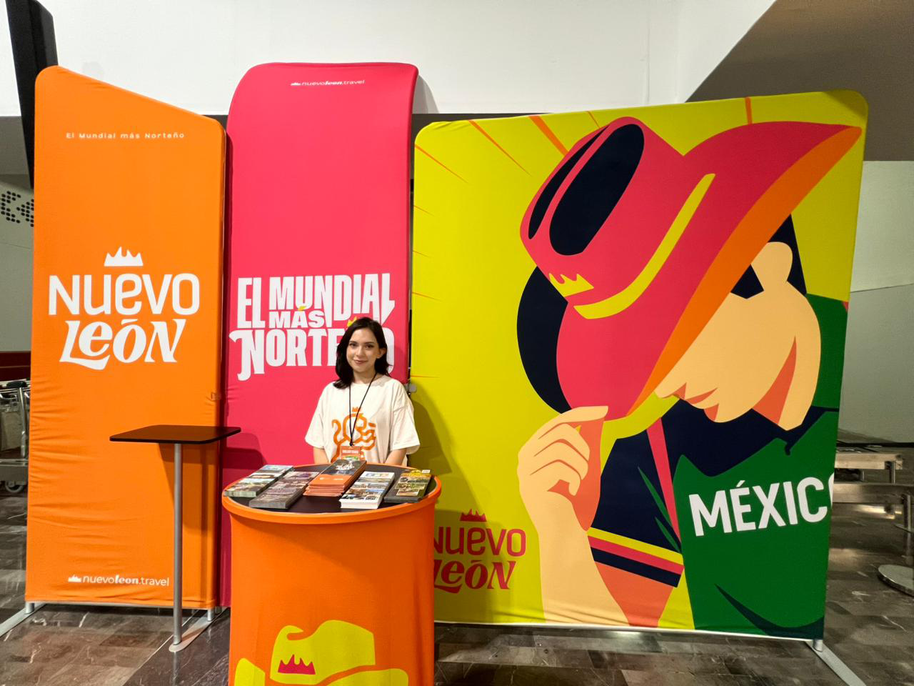 Nuevo León activa Módulos de Orientación Turística en Aeropuerto ante llegada de visitantes por repechaje del Mundial