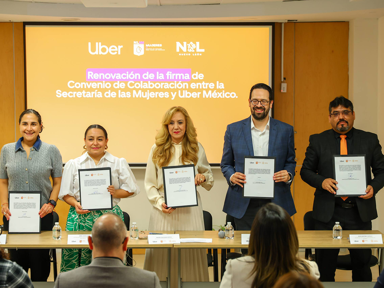 Uber y Secretaría de las Mujeres firman convenio para promover vidas libres de violencia en NL