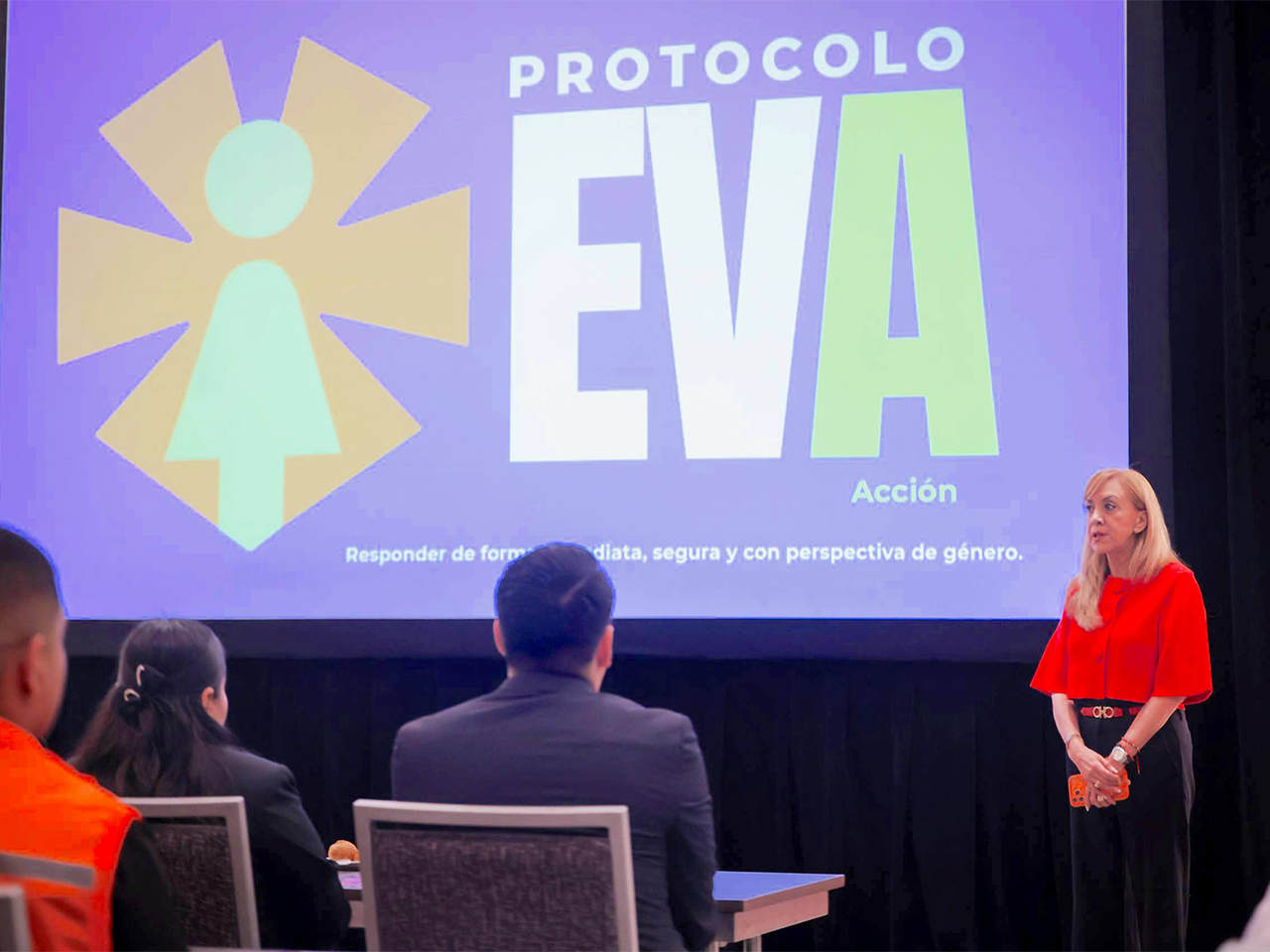 Secretaría de las Mujeres capacita a personal para activar el Protocolo EVA