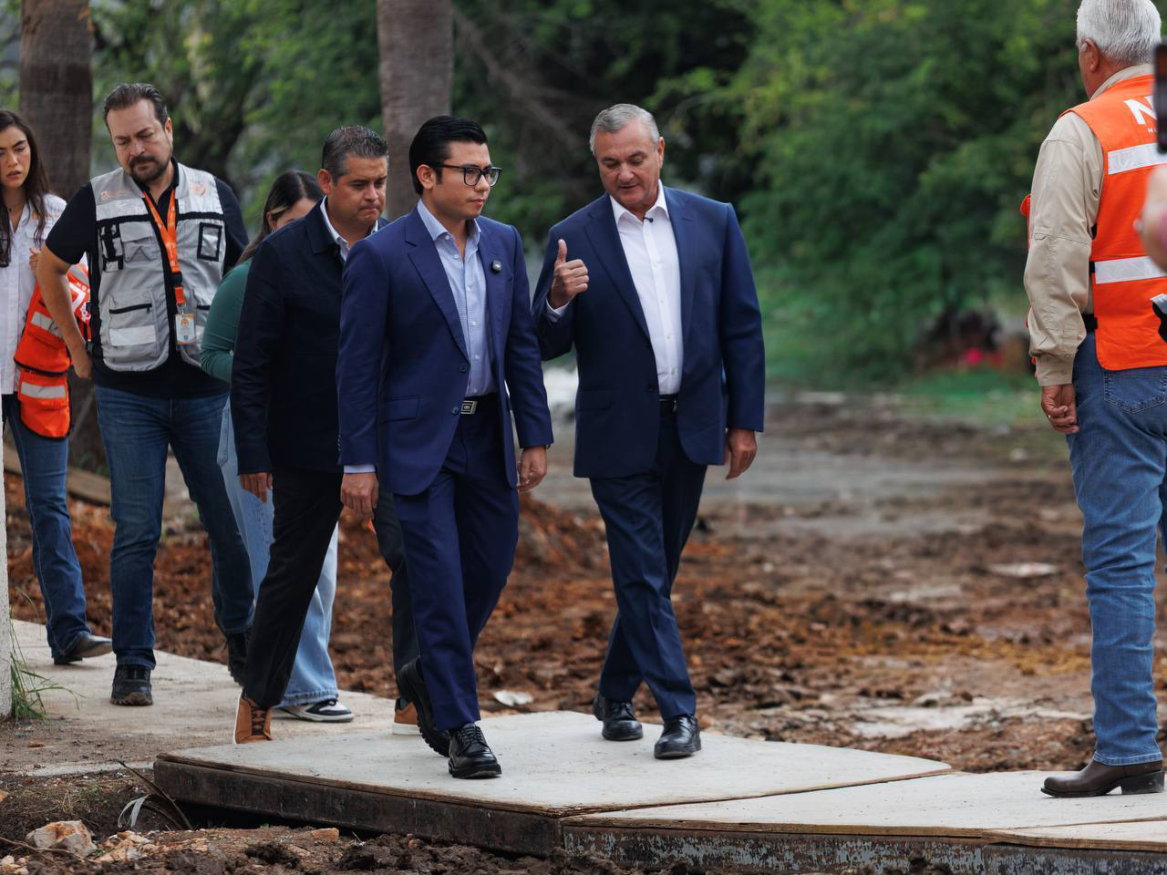 Supervisa Félix Arratia avances del Centro Integral de Cuidados en Guadalupe