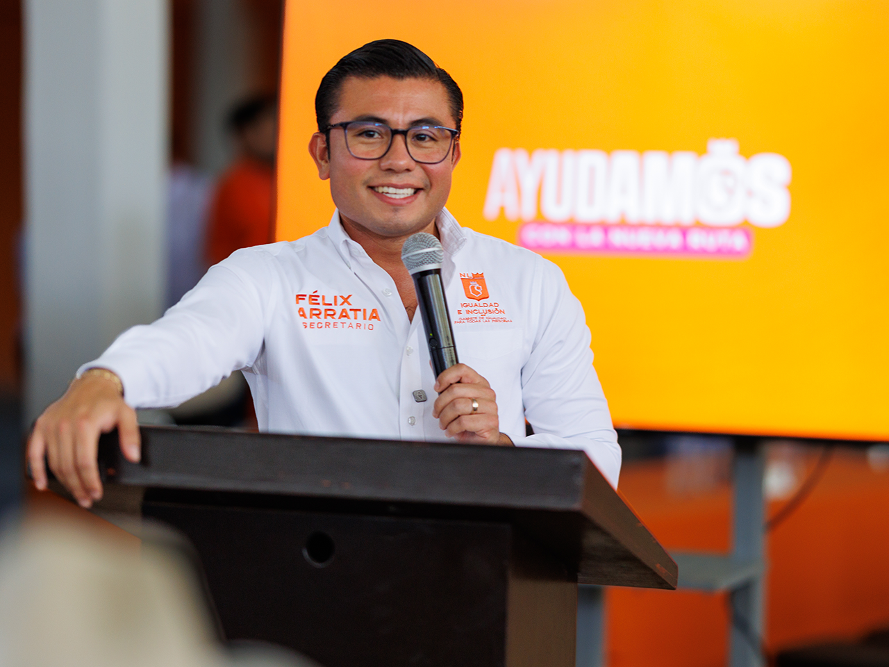 Lleva Félix Arratia programas y apoyos sociales al sur de Nuevo León