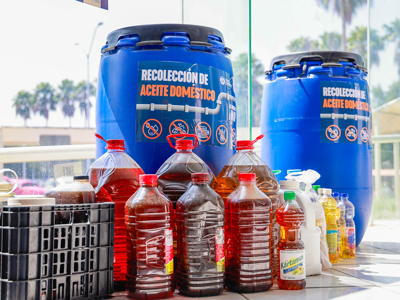 Recolecta Agua y Drenaje 500 litros de aceite doméstico con campaña “Al Drenaje No”