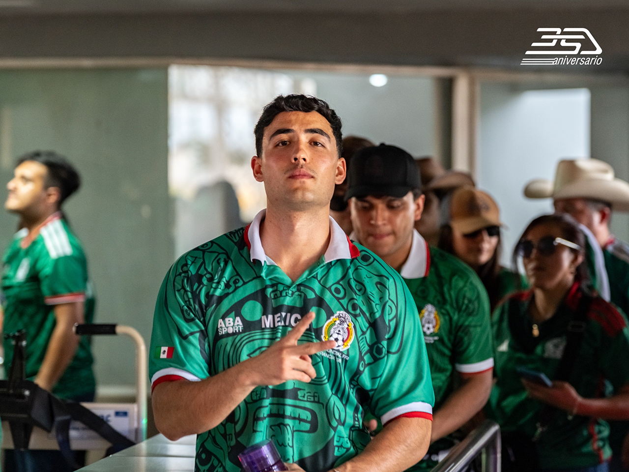 Estación Y Griega rompe récord de afluencia por hora para partido México – Corea