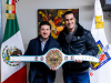 Firma Samuel García Cinturón de la Paz para la promoción del box en NL