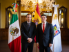 Recibe Samuel García al Cónsul General de España, Vicente-J Mas Taladriz